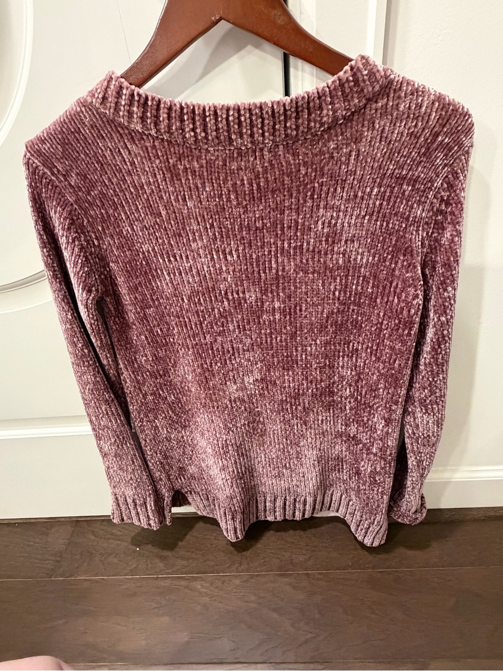 Orvis Chenille V-Neck Sweater in Dusty Rose - Picture 3 of 4